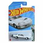Carro Hot Wheels Retro Racers 5/10 - Matt And Debbie Hay's 1988 Pro Street Thunderbird Hkh05 (30058)