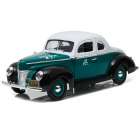 Carro Greenlight Ford Delux Coupe Nypd 1940 Escala 1/18 - Verde e Branco
