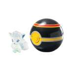 Boneco Tomy Pokemon Alolan Vulpix + Luxury T19124